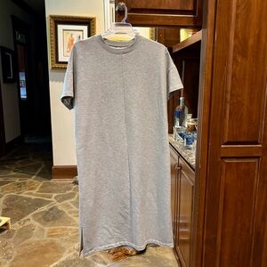 Athleta Light Gray Casual Tunic Top